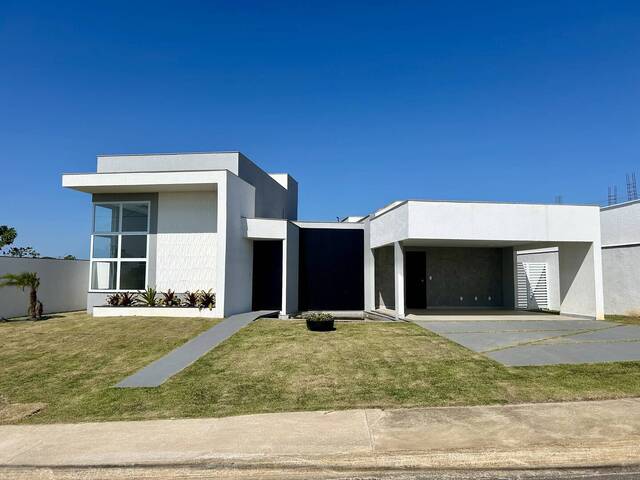 #16 - Casa para Venda em Rio das Ostras - RJ - 1